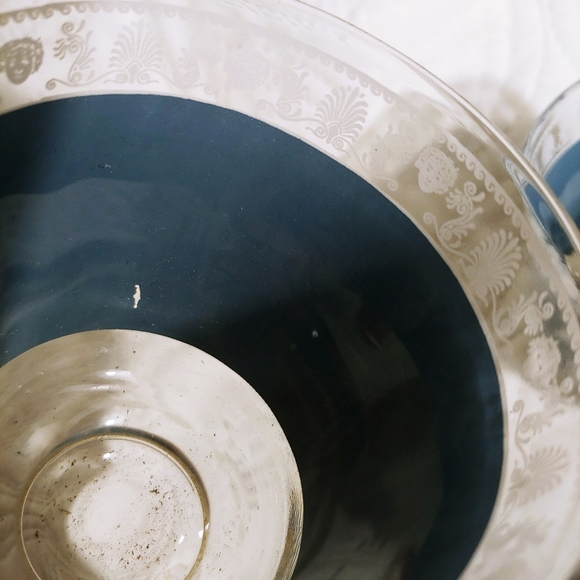 2 - Jeannette Corinthian VINTAGE TUMBLERS BLUE GLASS  8 OZ GREEK FIGURES - Picture 5 of 5